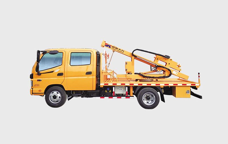 HGY5040TQX型護欄搶修車